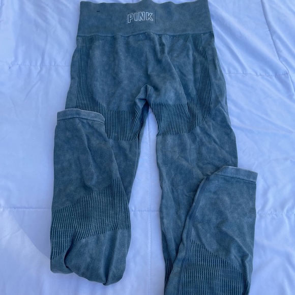 2 Piece Seamless Workout Outfit - Picture 9 of 9